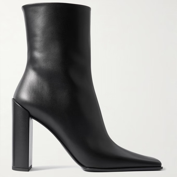 ALAIA (NWOT) Square Ankle Boots in Calfskin EU 40 in Black - Picture 4 of 16